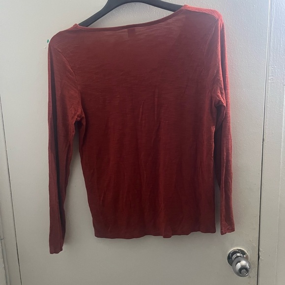 Old Navy Women's Burnt Orange Long Sleeve Top - Picture 2 of 4